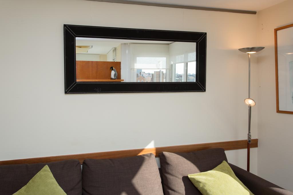 Gaudi Views Apartment バルセロナ エクステリア 写真