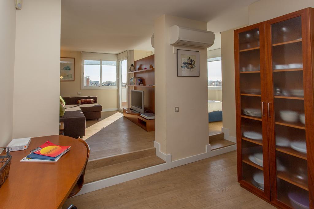 Gaudi Views Apartment バルセロナ エクステリア 写真